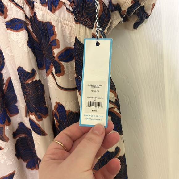 !New With Tags! Draper James RSVP Floral Dress - Picture 4 of 7